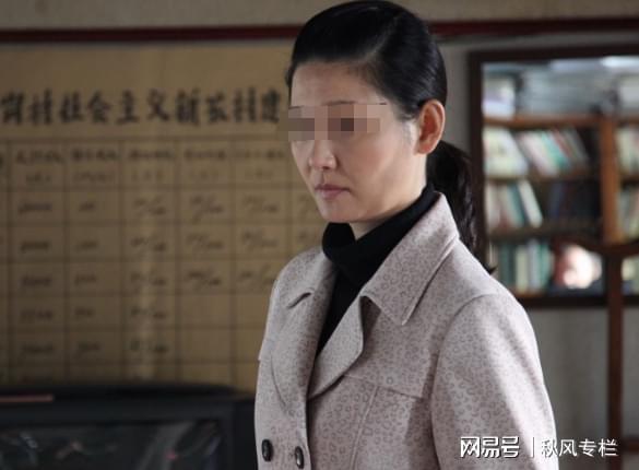 官方登录通道-妻子调任市委书记，我带她回农村看望父母，碰巧遇到村霸为非作歹